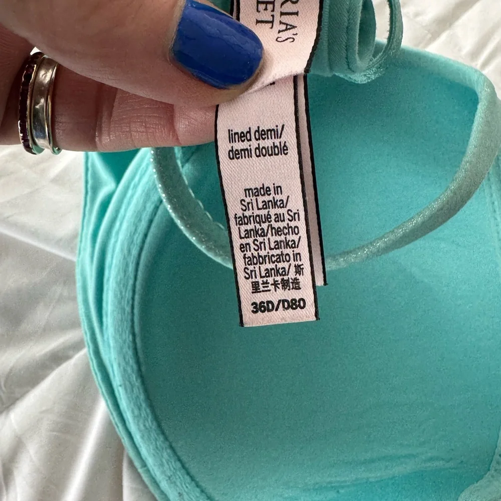 Victoria's Secret Lace Accent Bra Set - Black, Pink, Mint - Picture 7 of 10